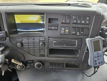 FMX 460 10x4 TIPPER / MINING